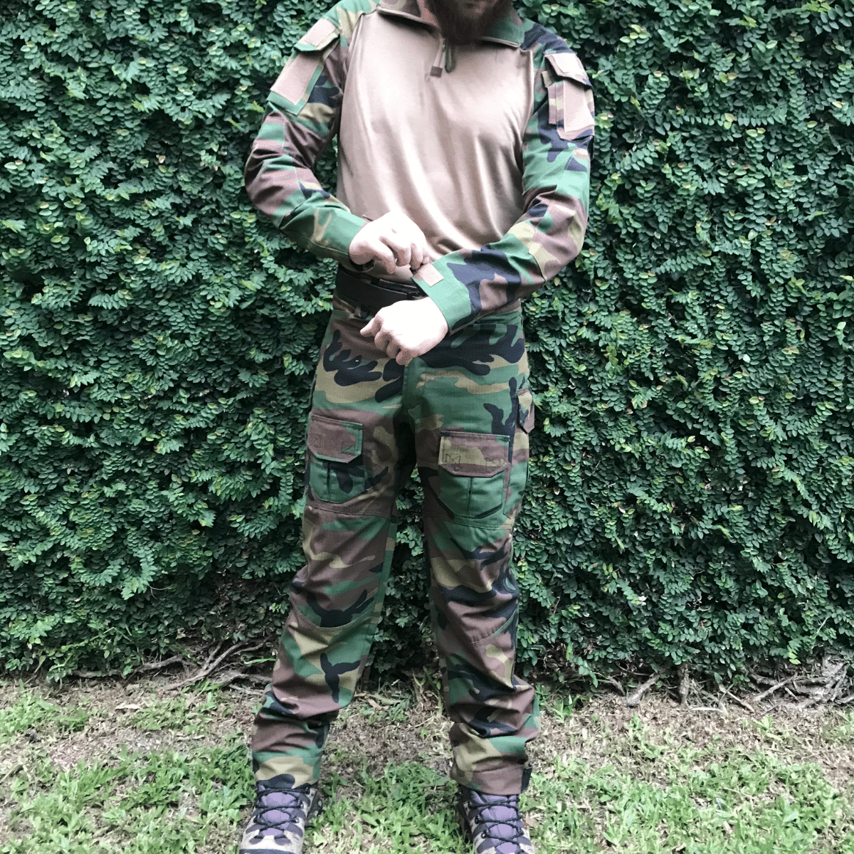 uniforme tático Woodland combat bravo