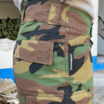 uniforme tático Woodland combat bravo